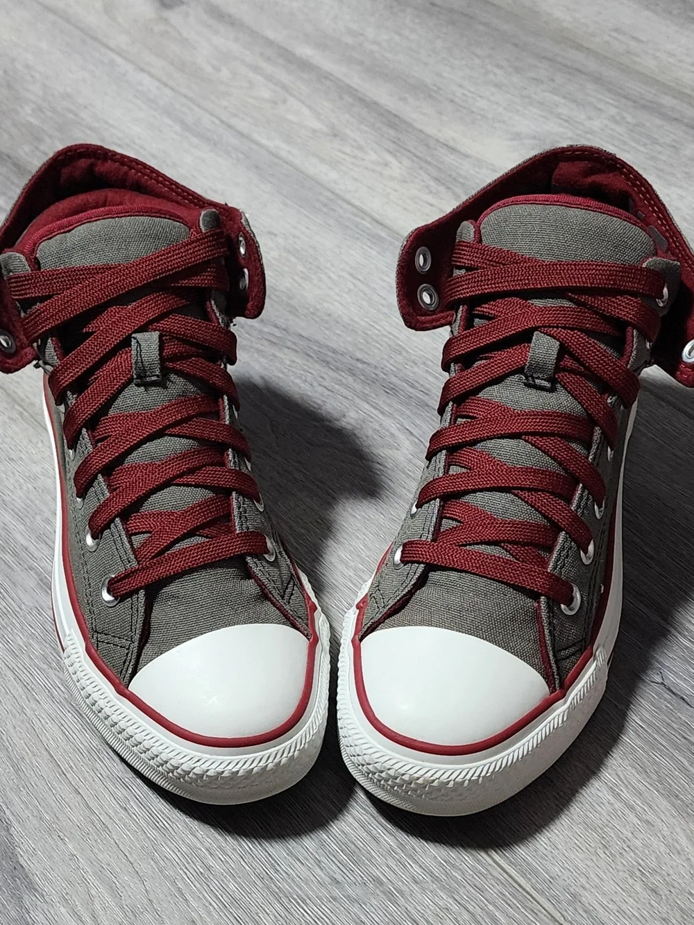 Converse Chuck Taylor High Street Mid Top Sneakers Burgundy Womens Size 8 Mens 6